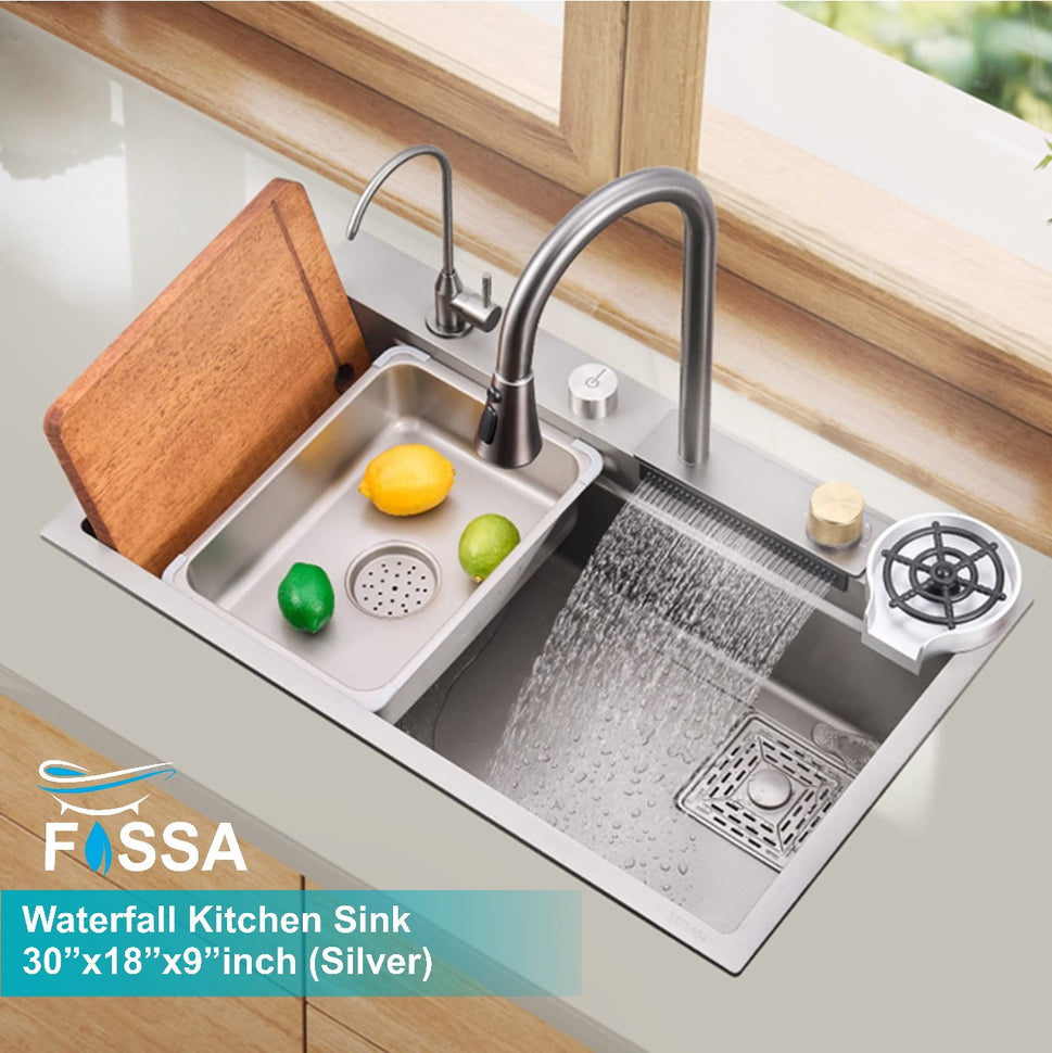 FOSSA 30"x18"x10" SS-304 ग्रेड हस्तनिर्मित सिंगल बाउल वाटर फॉल किचन सिंक, मैट फ़िनिश, बास्केट के साथ